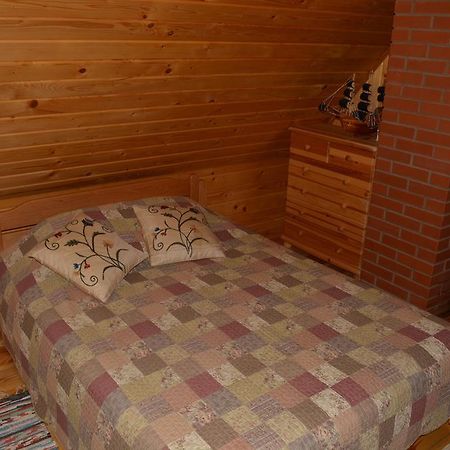 Holiday Home Berzlejas Upesgriva ภายนอก รูปภาพ